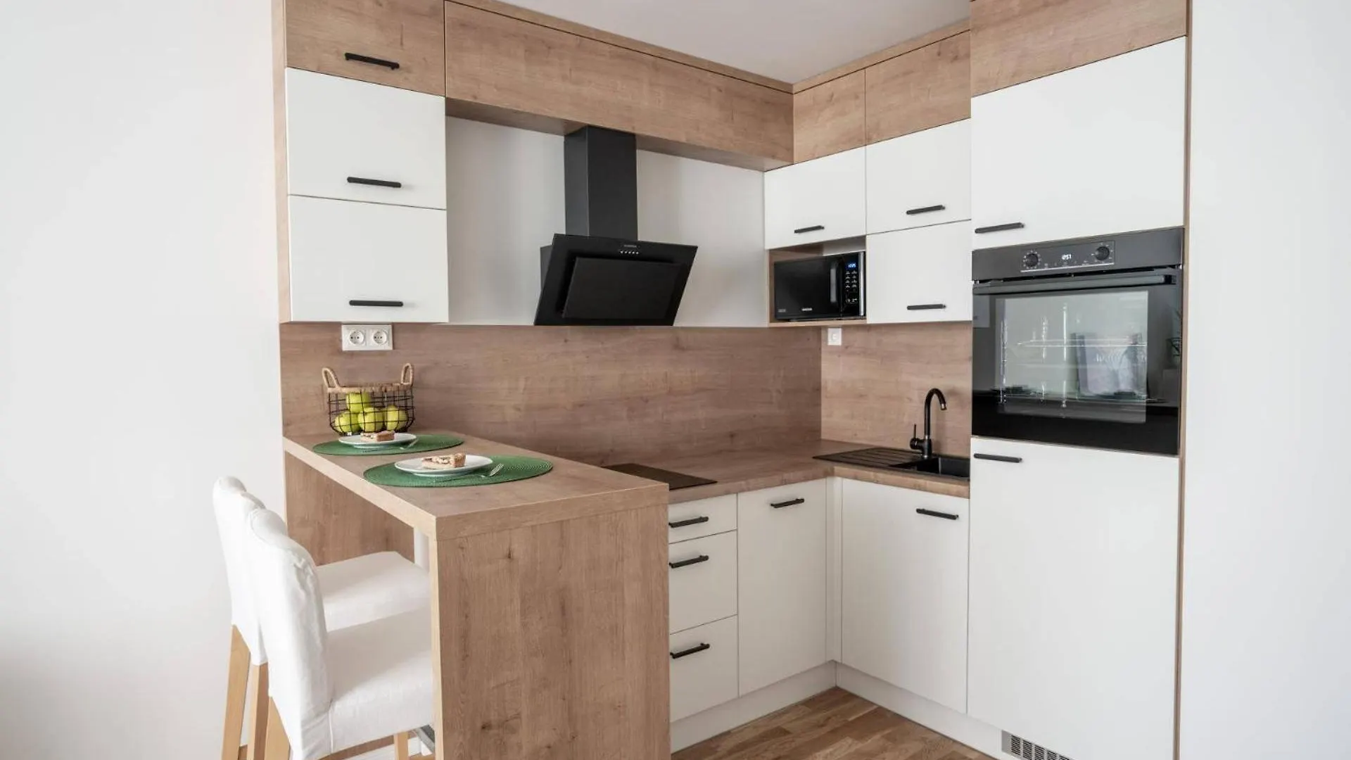Stunning 1-Bed Apartment In Wien Austria
