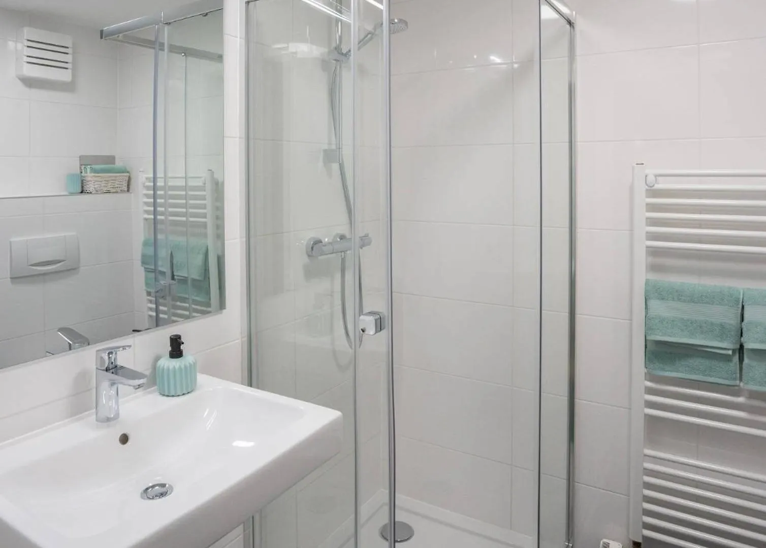 Stunning 1-Bed Apartment In Wien